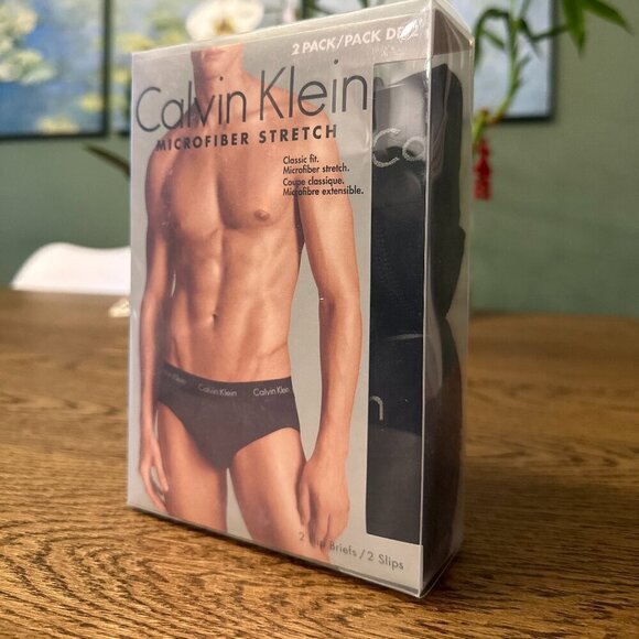 NEW! NWT! Calvin Klein Microfiber Stretch Briefs Classic Fit 2 pack -Black - Picture 1 of 5